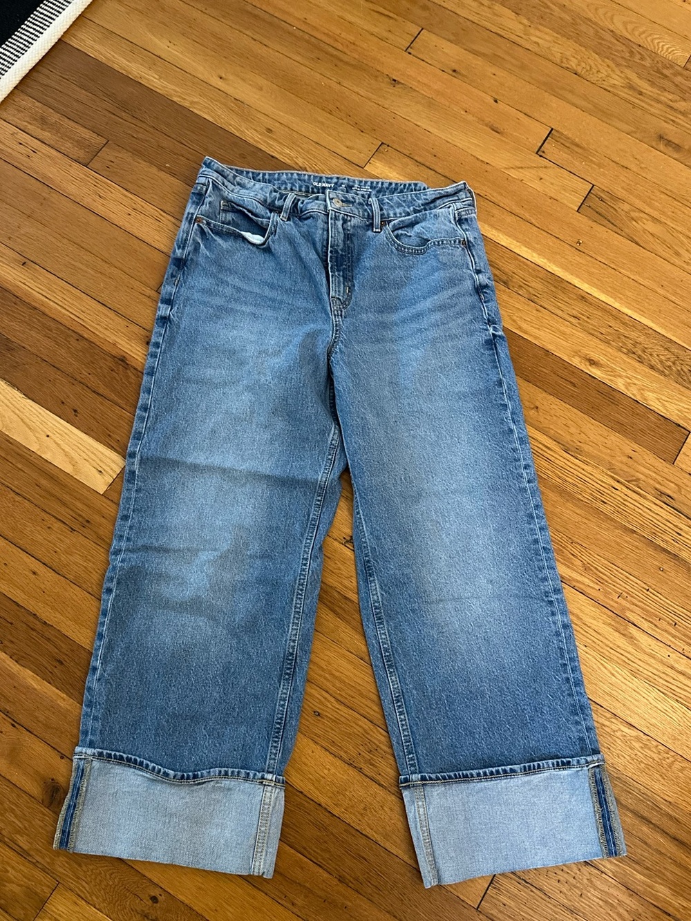 Old Navy Cuffed Hem Wide Leg Jeans